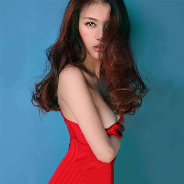 Angelina4